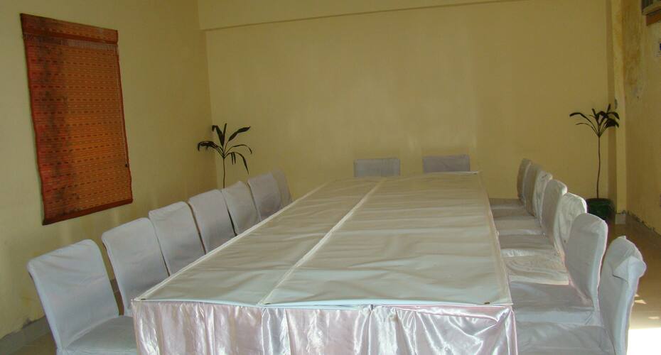 Club Platinum Resort, Bahadurgarh 4